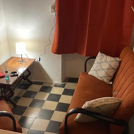 Peppina Guest house *